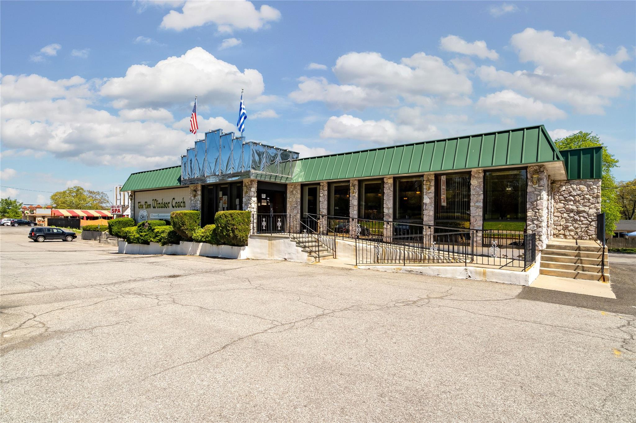 Property photo # 1