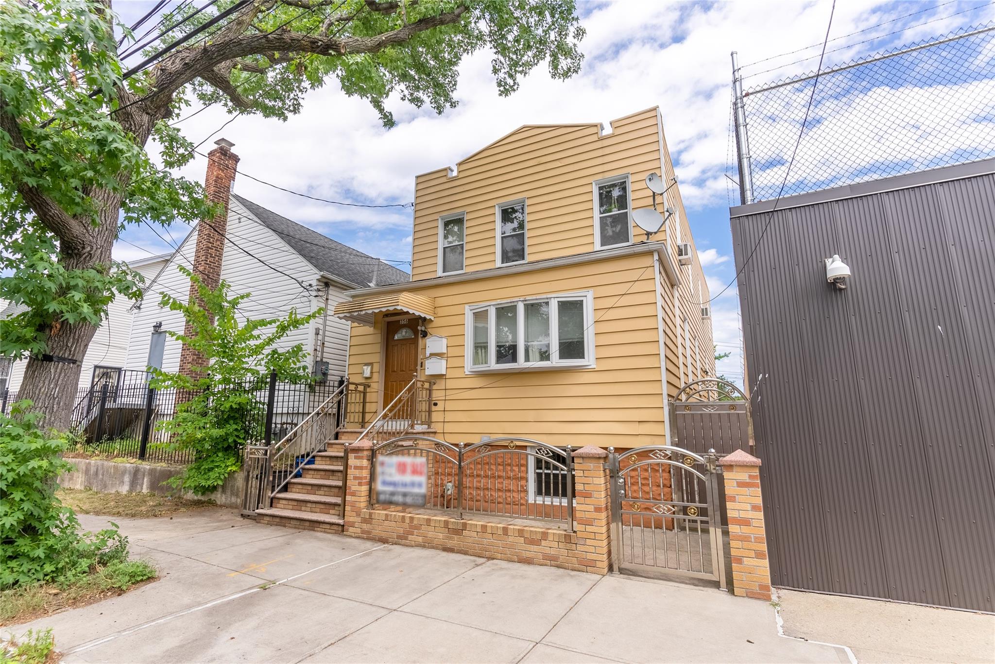 Property photo # 1