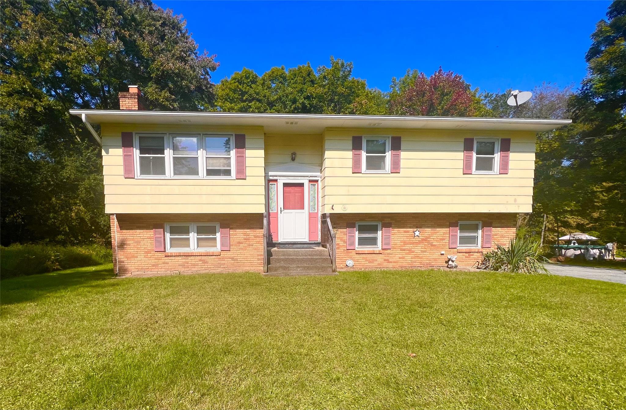 Property photo # 1