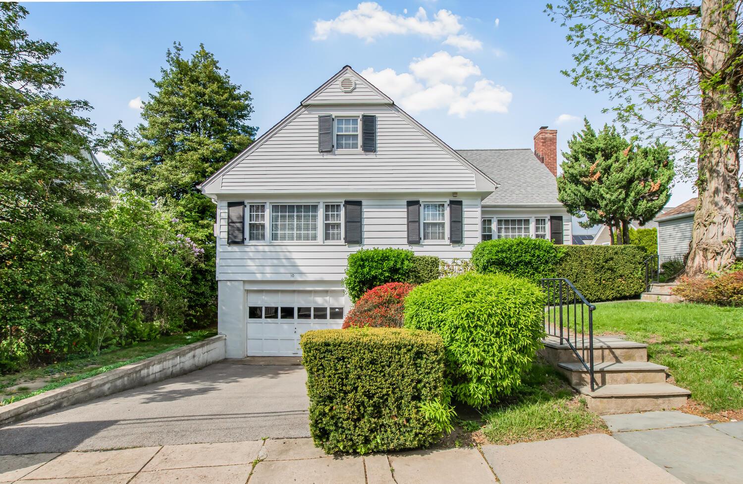 Property photo # 1