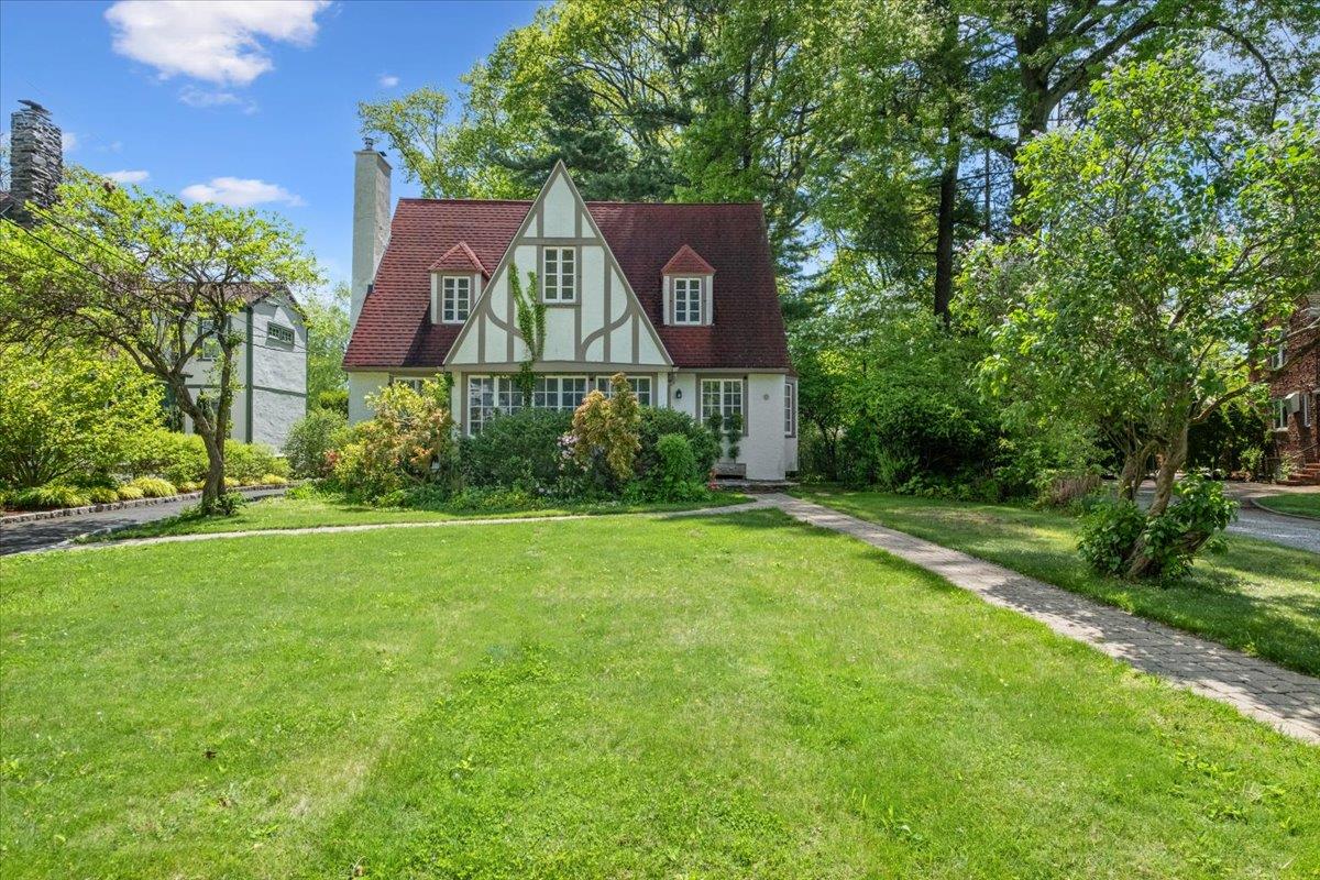 Property photo # 1