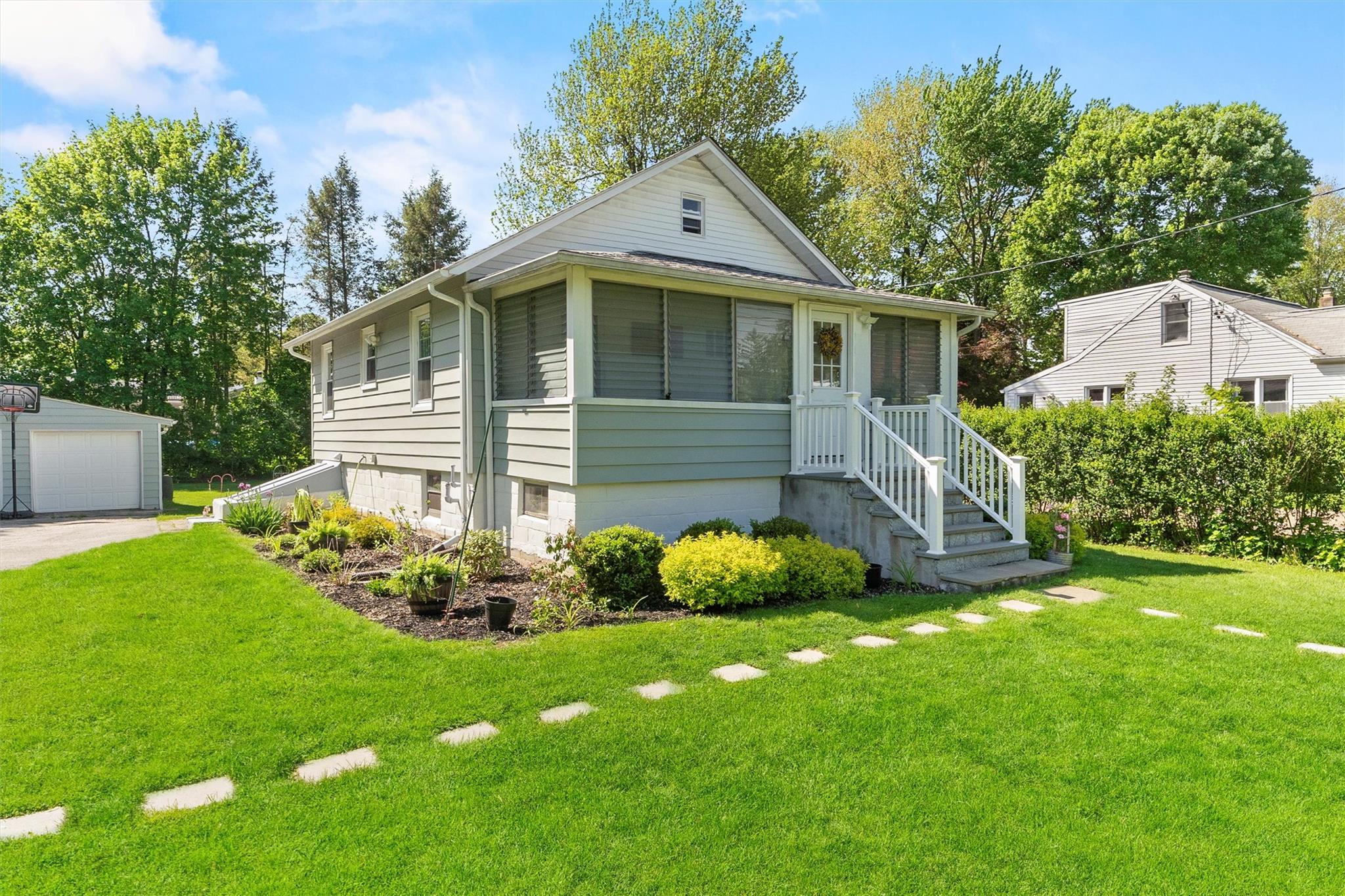Property photo # 1
