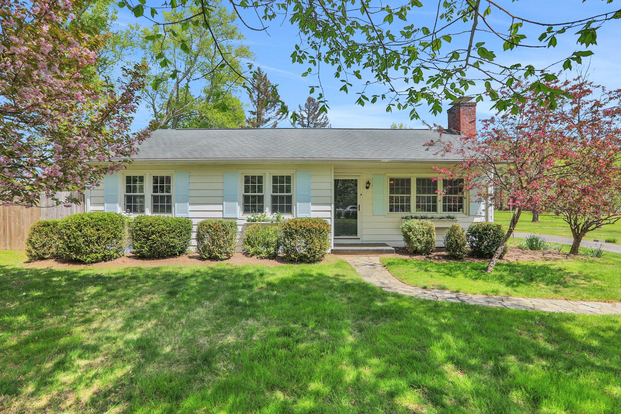 Property photo # 1