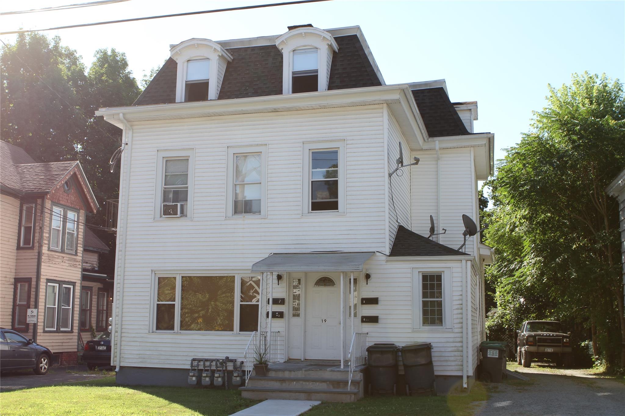 Property photo # 1