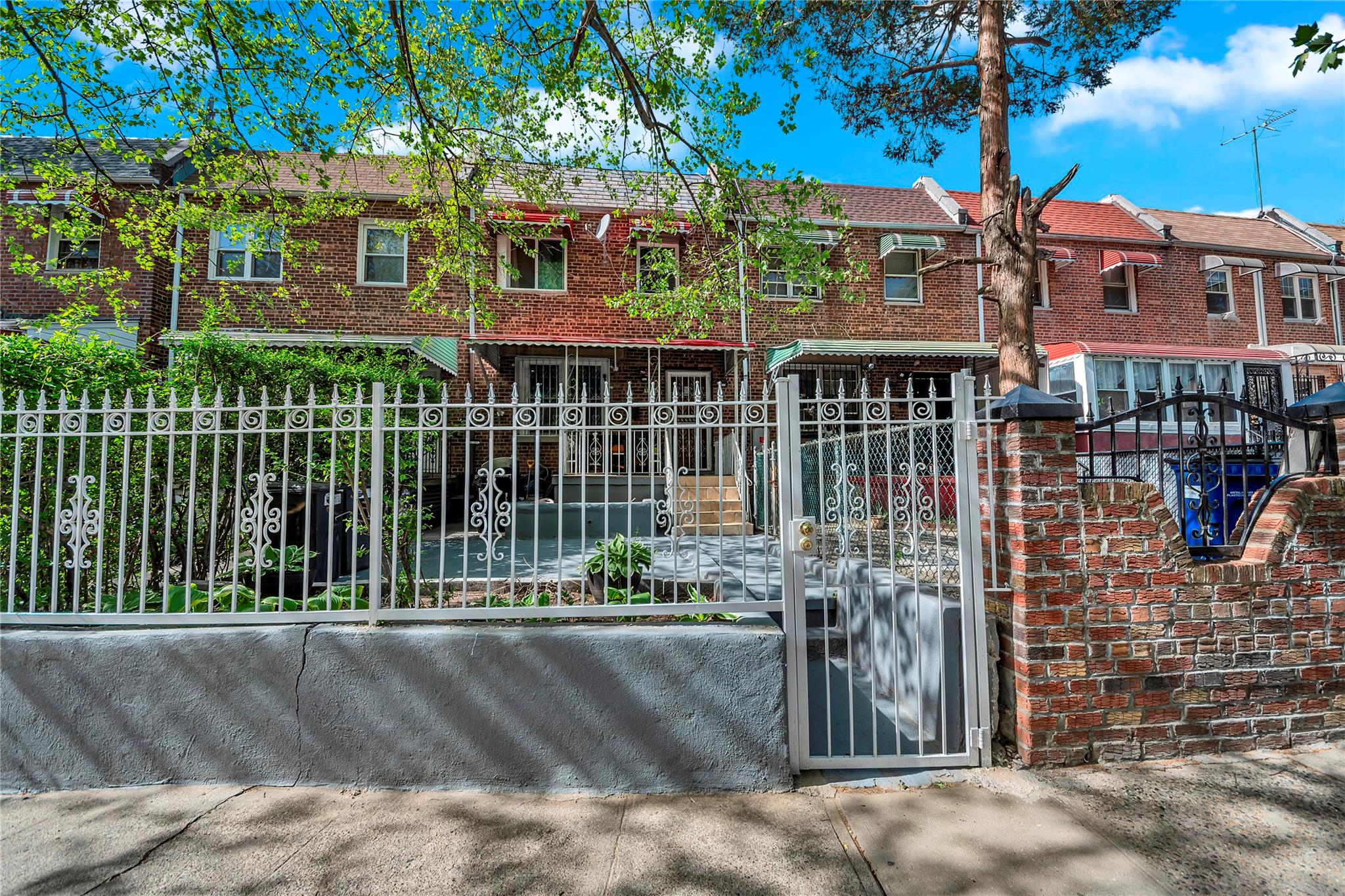 Property photo # 1