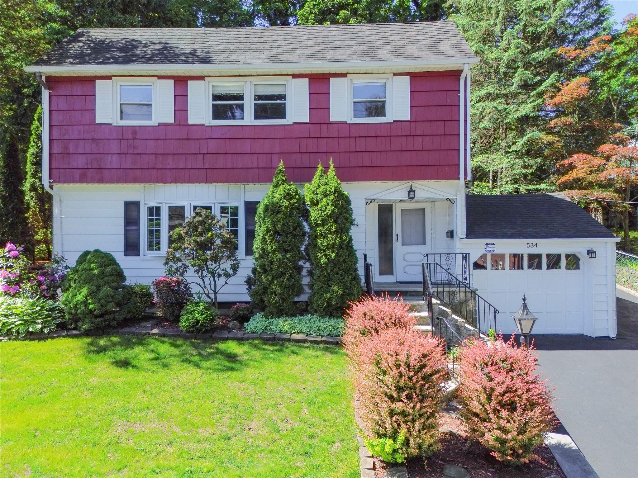 Property photo # 1