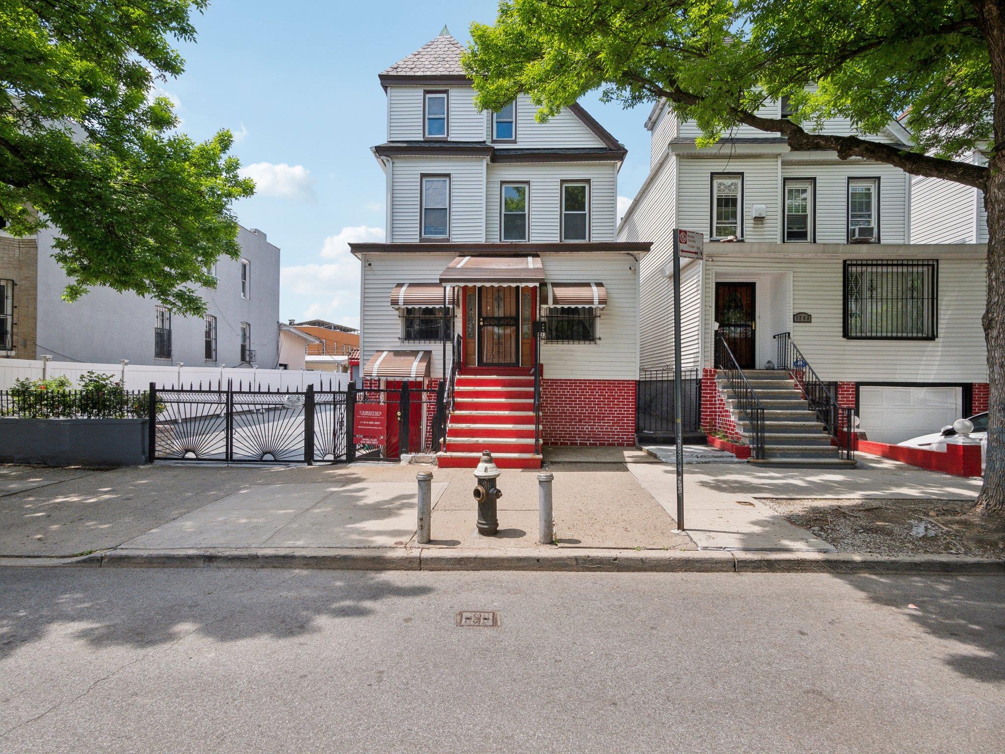 Property photo # 1