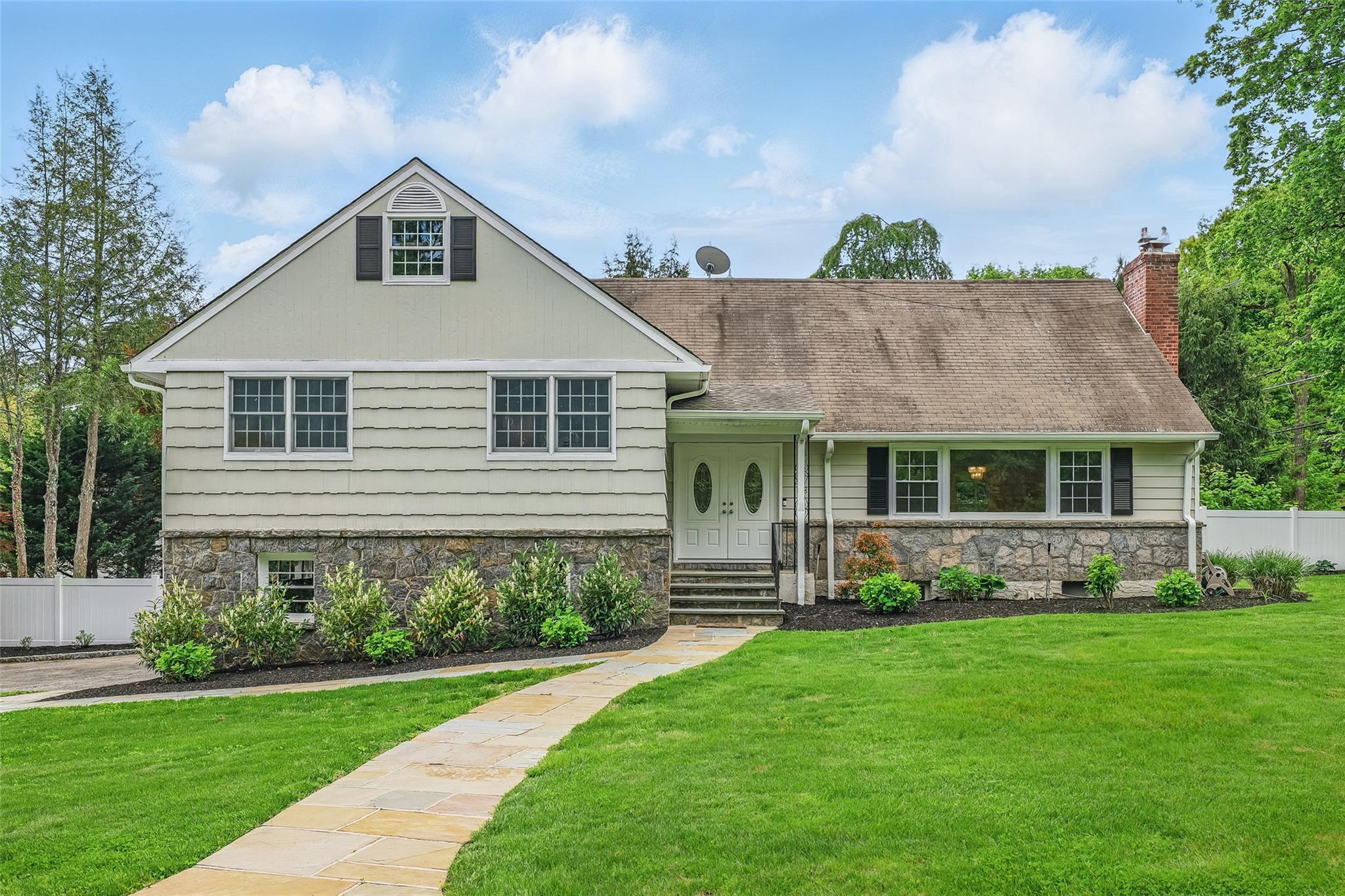 Property photo # 1