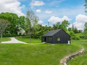 Property photo # 1