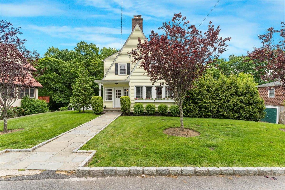 Property photo # 1