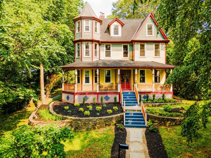 Property photo # 1
