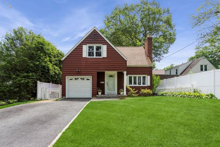 Property photo # 1