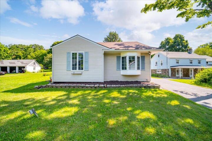 Property photo # 1