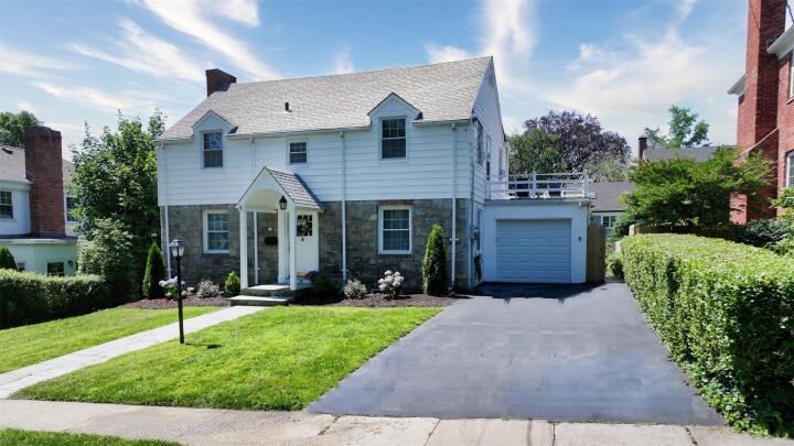 Property photo # 1