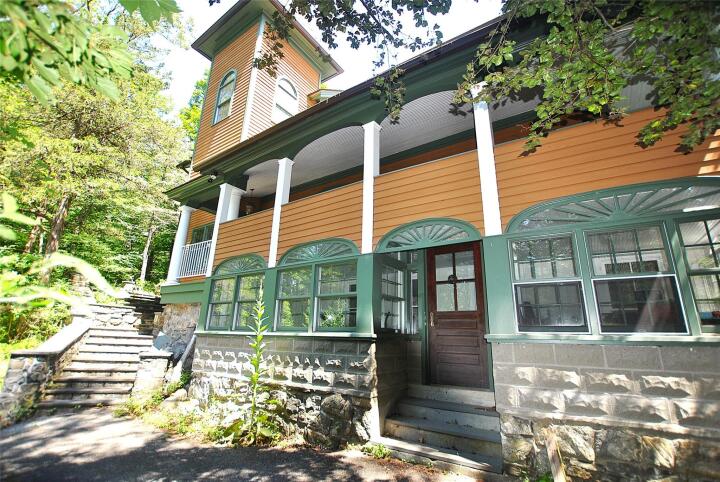 Property photo # 1