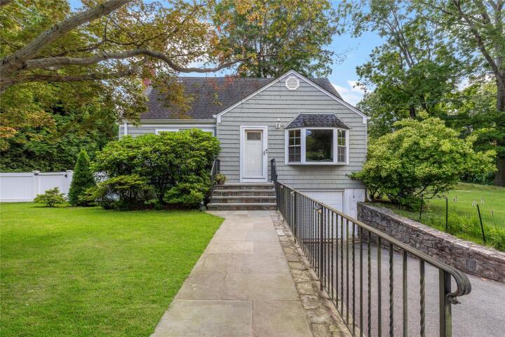 Property photo # 1