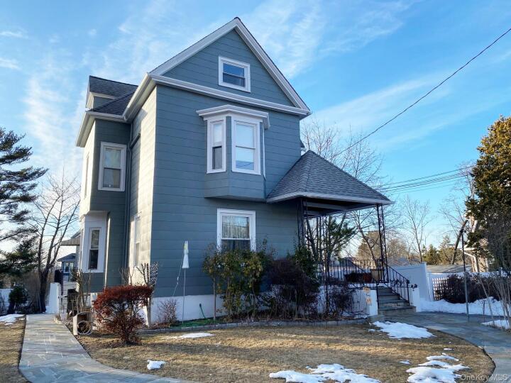 Property photo # 1