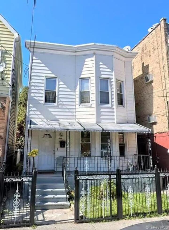 Property photo # 1