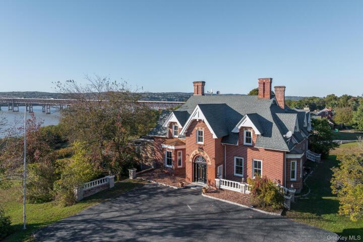 Property photo # 1