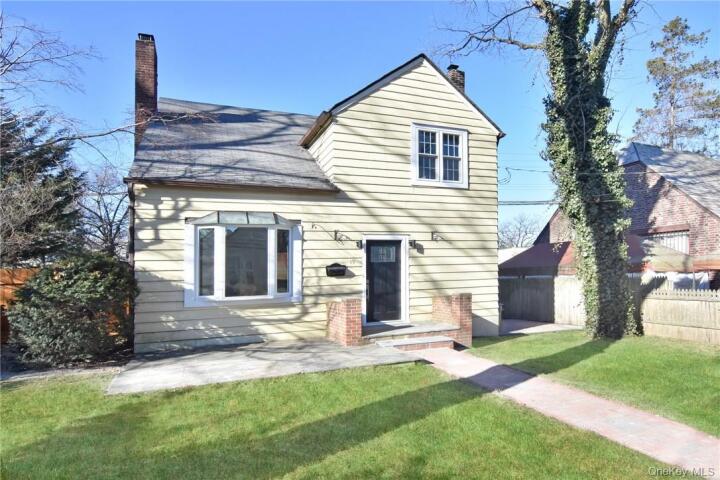 Property photo # 1