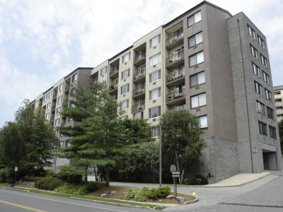Condominium in New Rochelle, NY