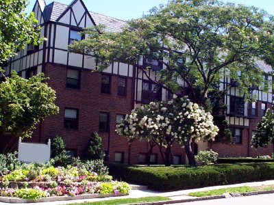 Condominium in White Plains, NY