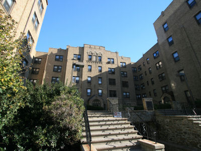 Apartment in Larchmont, NY