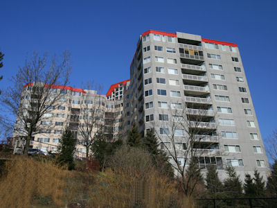 Condominium in White Plains, NY