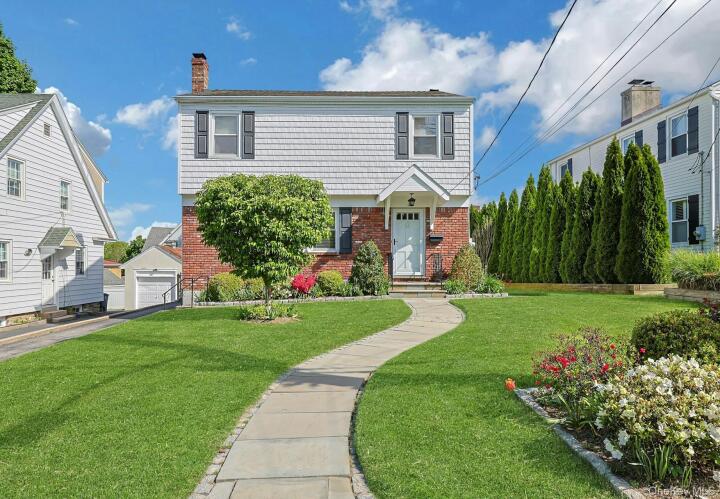 Property photo # 1