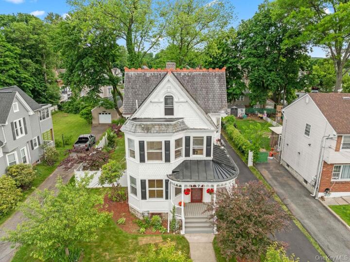 Property photo # 1