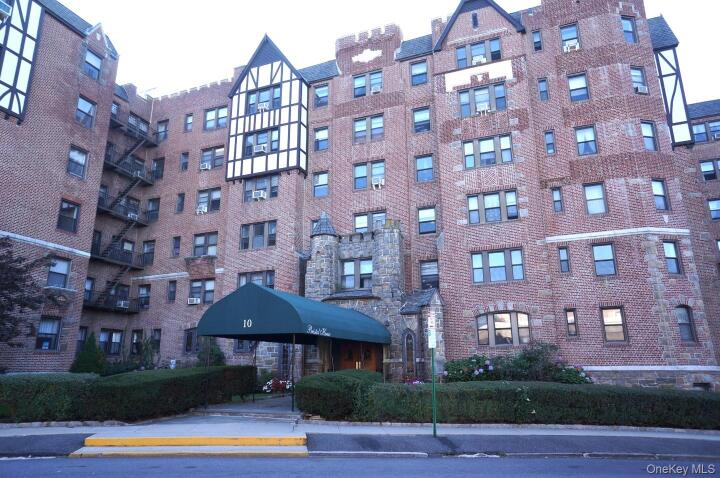 Property photo # 1