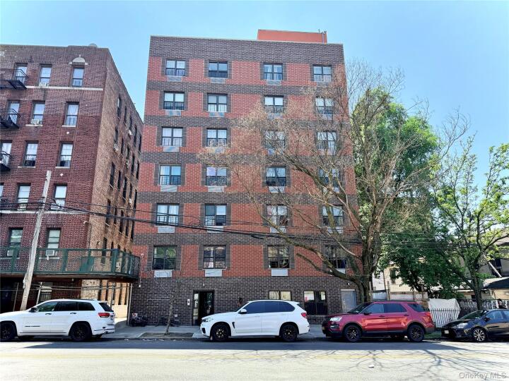 Property photo # 1