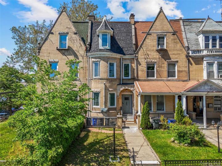 Property photo # 1