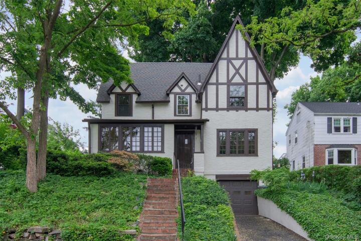 Property photo # 1