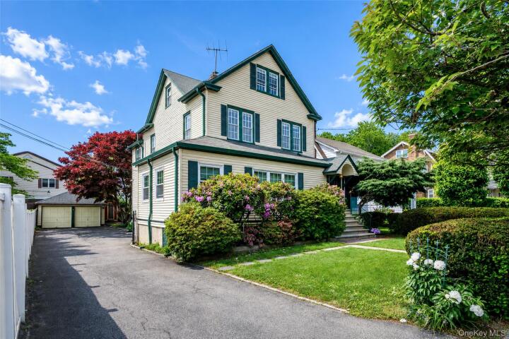 Property photo # 1