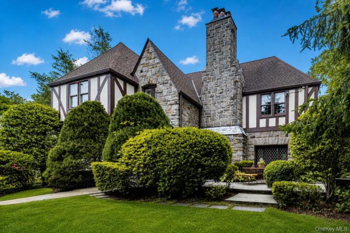 Property photo # 1