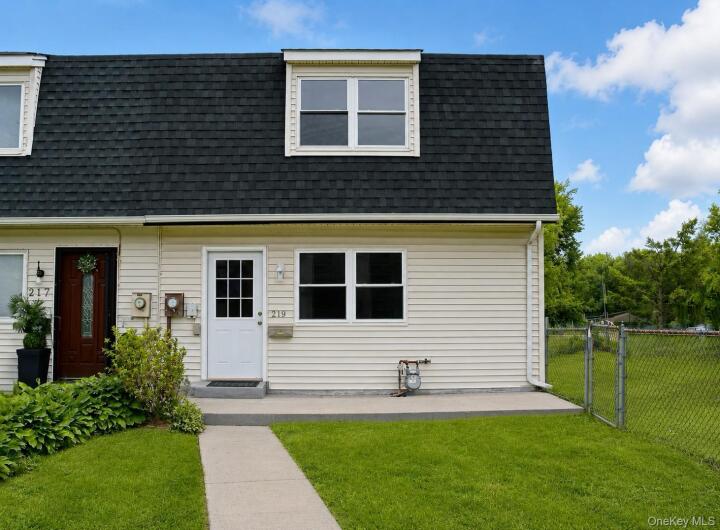 Property photo # 1