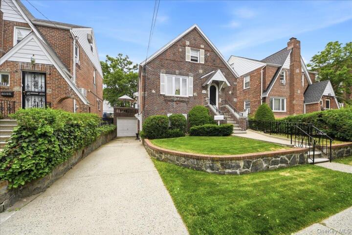 Property photo # 1
