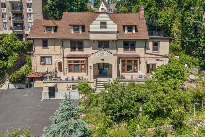 Property photo # 1
