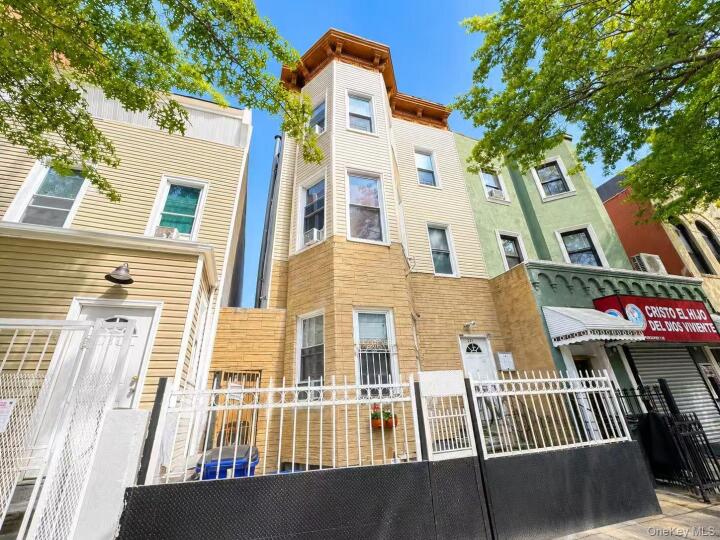 Property photo # 1