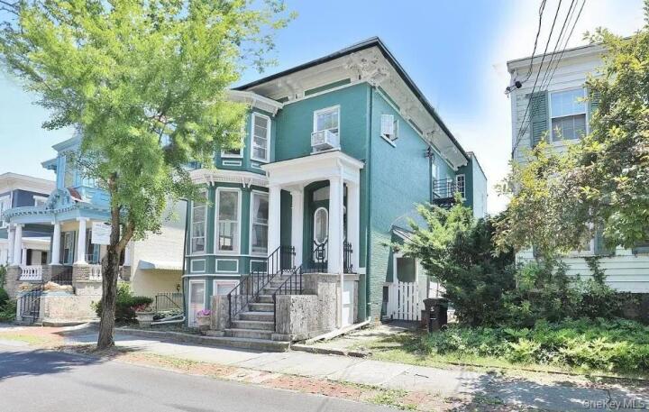 Property photo # 1