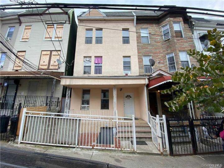 Property photo # 1