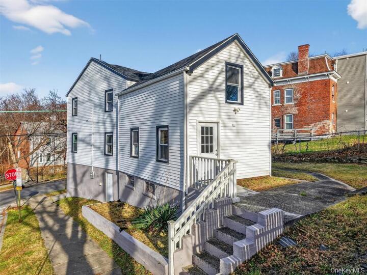 Property photo # 1