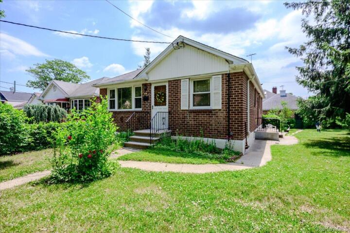 Property photo # 1