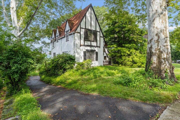 Property photo # 1