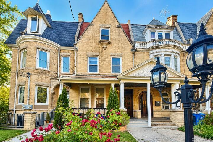 Property photo # 1