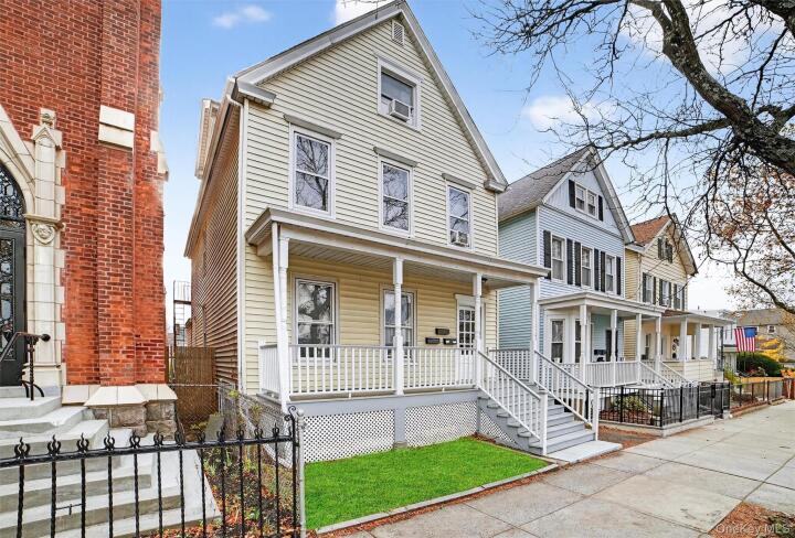 Property photo # 1