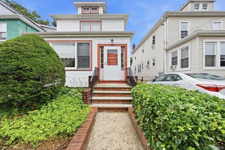Property photo # 1
