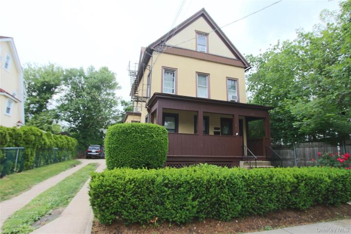 Property photo # 1