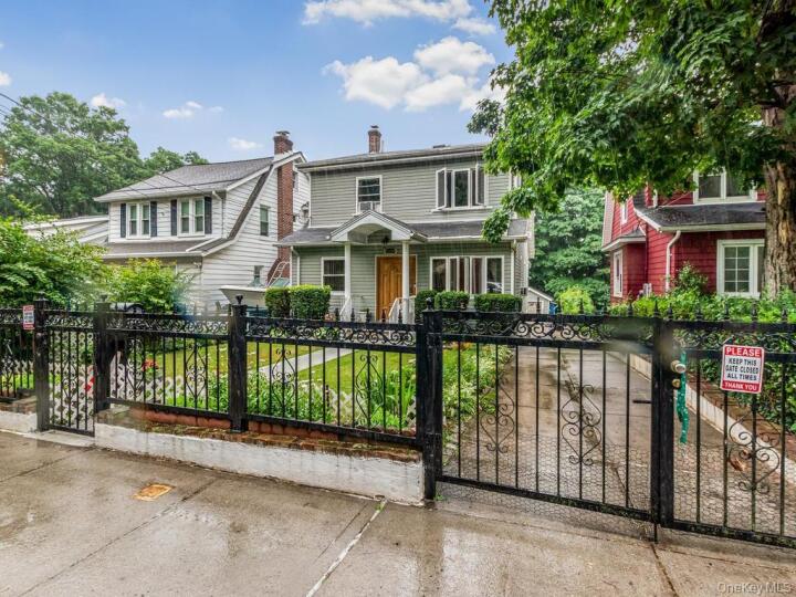 Property photo # 1